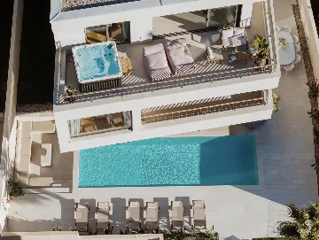 Spacious Group Villa Retreat in Mokošica