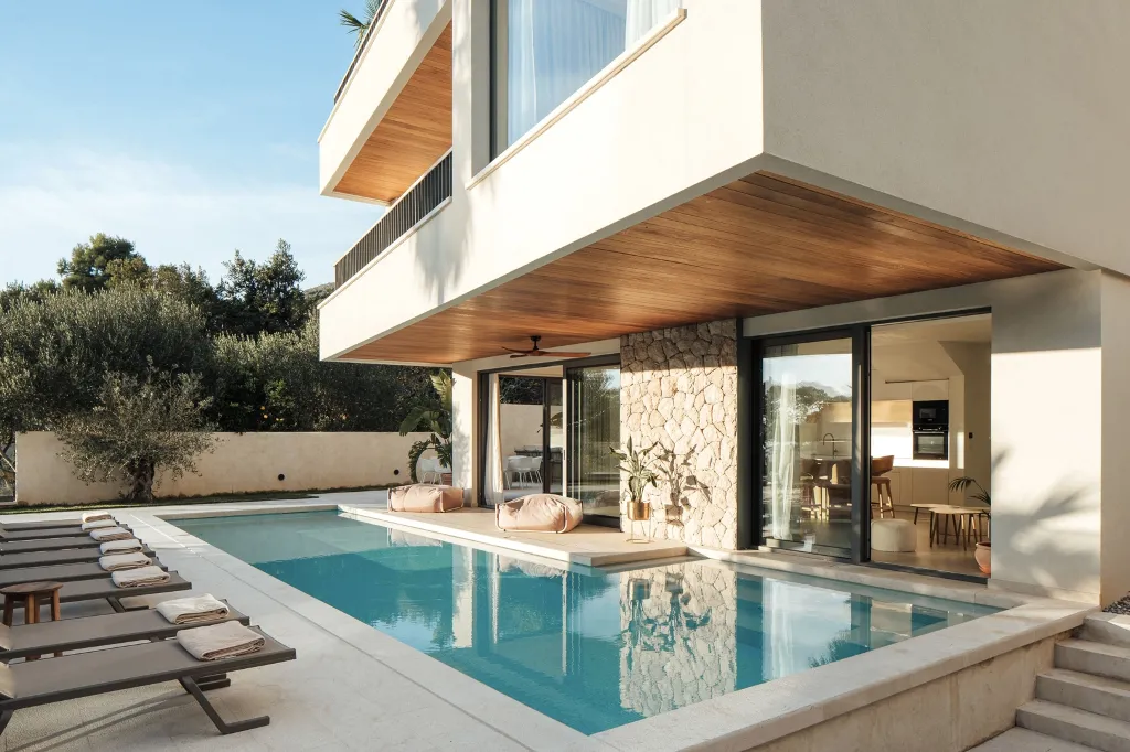 Spacious Group Villa Retreat in Mokošica