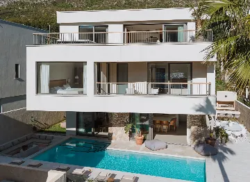 Spacious Group Villa Retreat in Mokošica