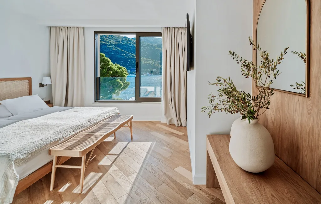 Spacious 4-Bedroom Villa in Mokošica