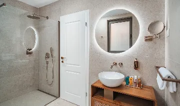 Spacious 4-Bedroom Villa in Mokošica