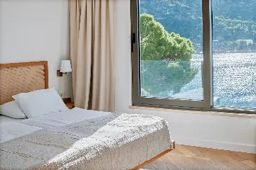 Spacious 4-Bedroom Villa in Mokošica