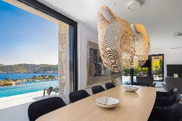 Spacious Family Villa with Pool in Vis