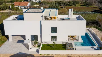 Modern Villa with Spacious Yard in Sukošan