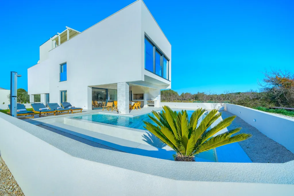Modern Villa with Spacious Yard in Sukošan