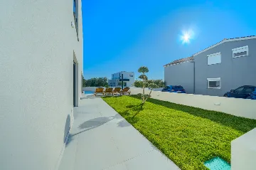 Modern Villa with Spacious Yard in Sukošan