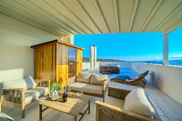 Modern Villa with Spacious Yard in Sukošan