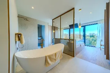 Modern Villa with Spacious Yard in Sukošan