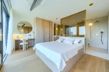 Modern Villa with Spacious Yard in Sukošan