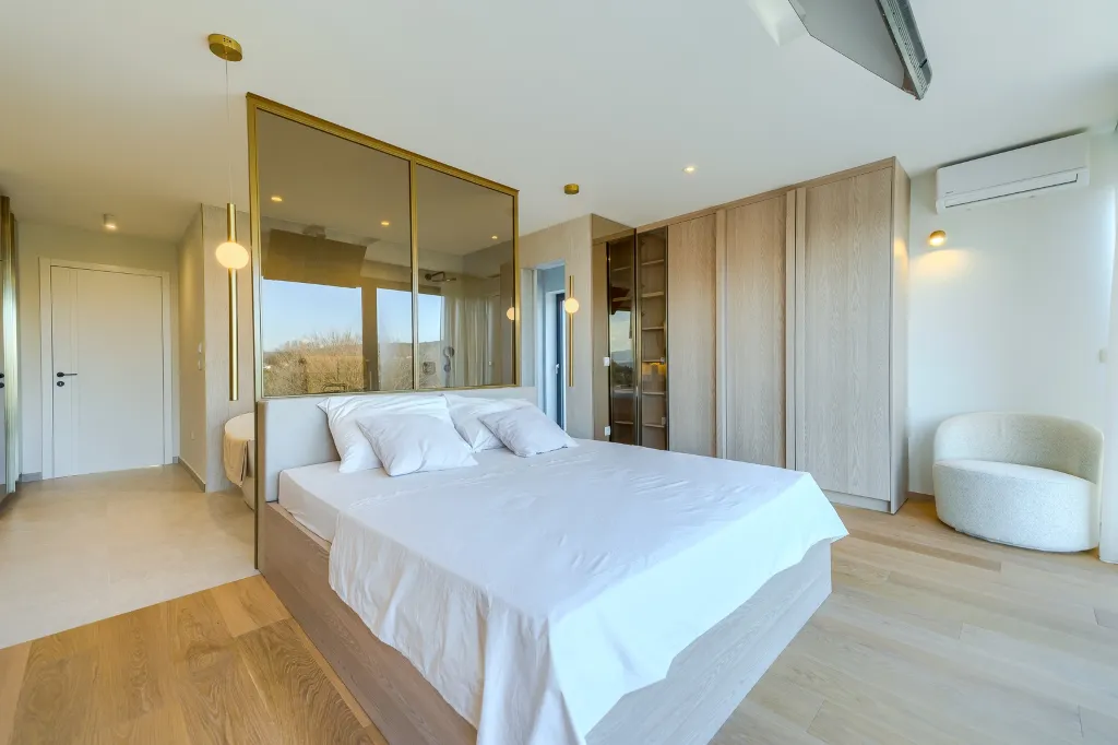 Modern Villa with Spacious Yard in Sukošan