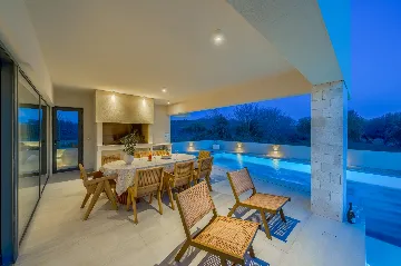 Modern Villa with Spacious Yard in Sukošan