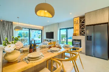 Modern Villa with Spacious Yard in Sukošan