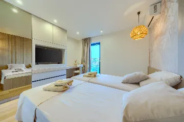 Modern Villa with Spacious Yard in Sukošan