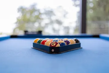 Modern 4-Bedroom Villa with Spacious Yard in Poljane