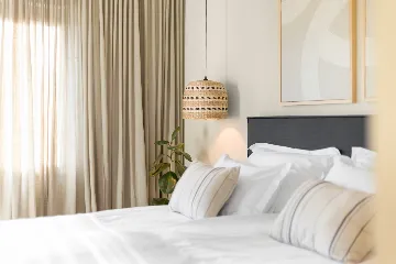 Modern 4-Bedroom Villa with Spacious Yard in Poljane