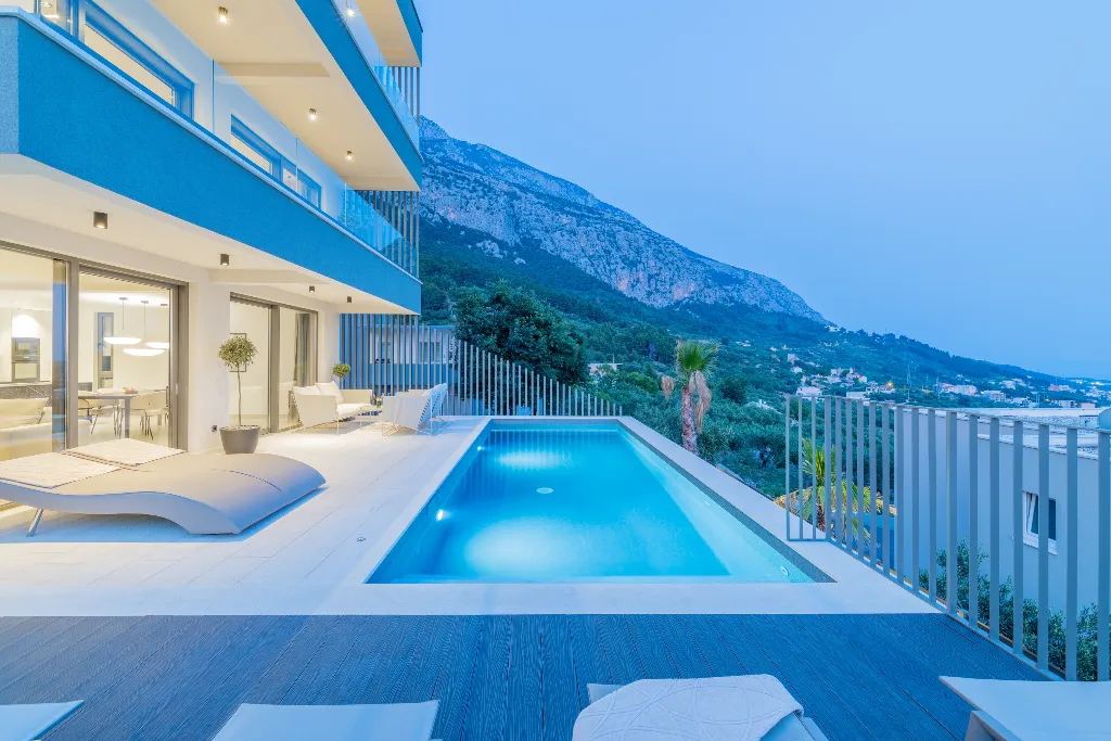 Modern Villa Retreat with Spacious Yard in Makarska