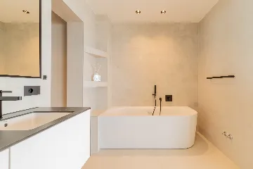 Modern Villa Retreat with Spacious Yard in Makarska