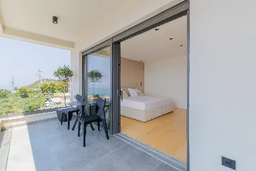 Modern Villa Retreat with Spacious Yard in Makarska