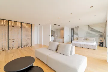 Modern Villa Retreat with Spacious Yard in Makarska