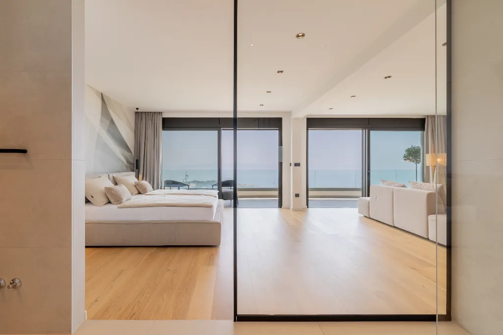 Modern Villa Retreat with Spacious Yard in Makarska