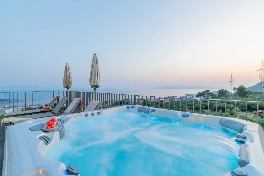 Modern Villa Retreat with Spacious Yard in Makarska
