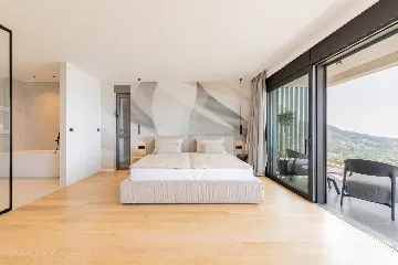 Modern Villa Retreat with Spacious Yard in Makarska