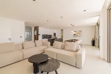 Modern Villa Retreat with Spacious Yard in Makarska