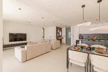 Modern Villa Retreat with Spacious Yard in Makarska