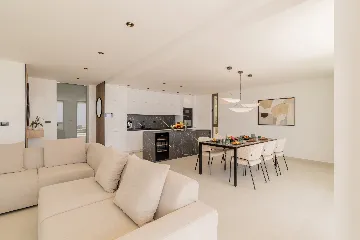 Modern Villa Retreat with Spacious Yard in Makarska