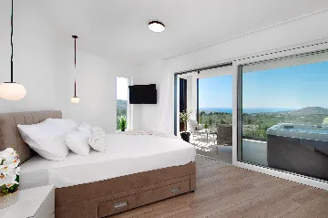 Villa with Pool in Primošten