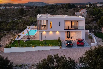 Villa with Pool in Primošten