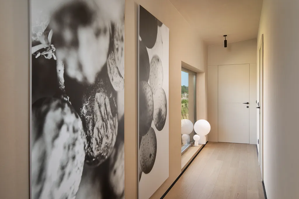 8-Bedroom Villa in Vodnjan for Up to 16 Guests