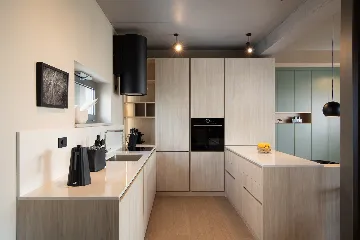 8-Bedroom Villa in Vodnjan for Up to 16 Guests