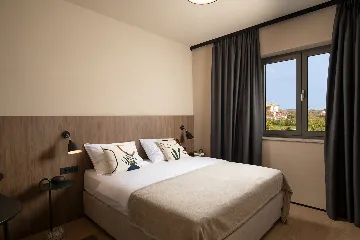 8-Bedroom Villa in Vodnjan for Up to 16 Guests