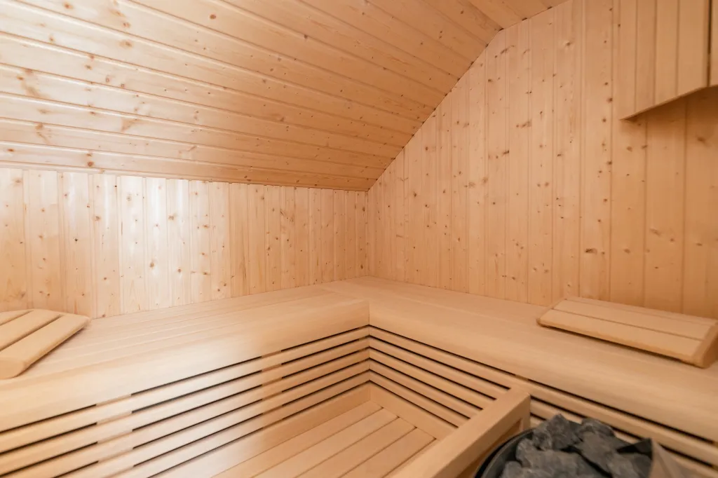 Modern Villa with Pool and Sauna in Gornji Humac