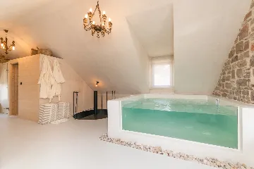 Modern Villa with Pool and Sauna in Gornji Humac