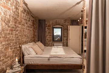 Modern Villa with Pool and Sauna in Gornji Humac