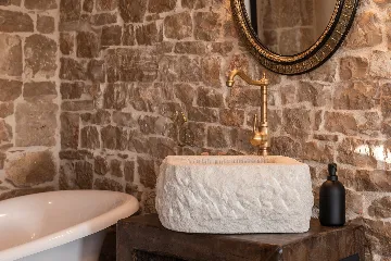 Modern Villa with Pool and Sauna in Gornji Humac