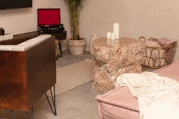 Modern Villa with Pool and Sauna in Gornji Humac