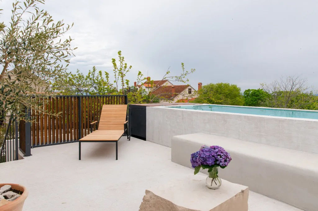 Modern Villa with Pool and Sauna in Gornji Humac