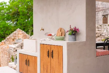 Modern Villa with Pool and Sauna in Gornji Humac