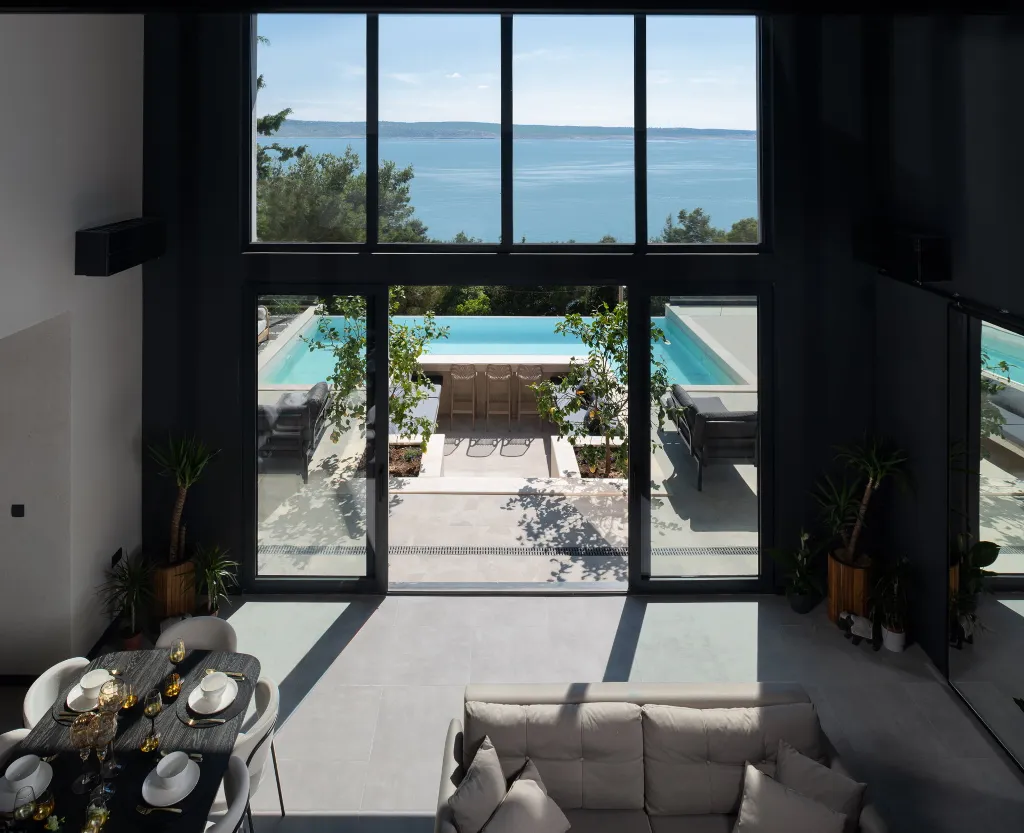 Contemporary Villa with Pool in Starigrad Paklenica