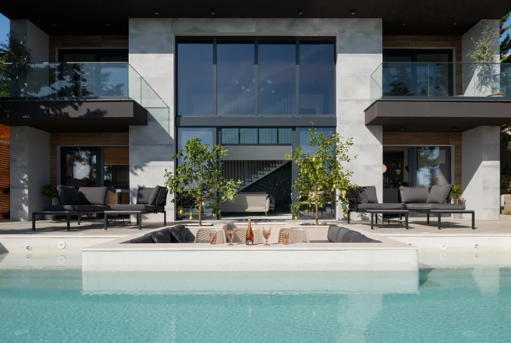 Contemporary Villa with Pool in Starigrad Paklenica