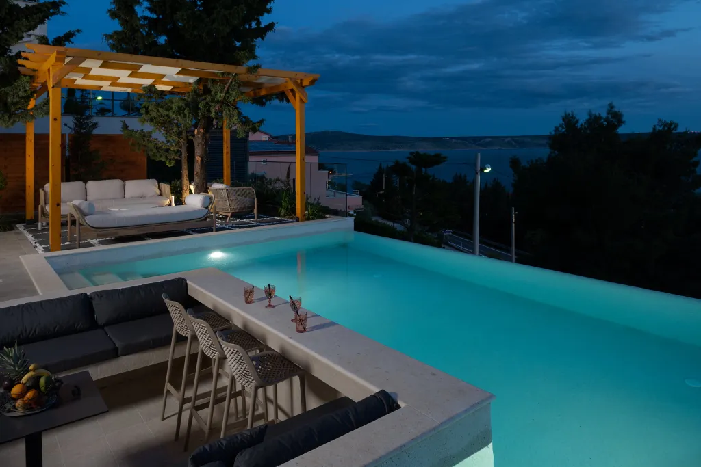 Contemporary Villa with Pool in Starigrad Paklenica
