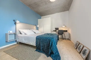 Contemporary Villa Retreat with Pool in Ližnjan