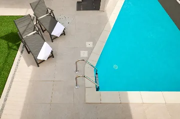 Modern 6-Bedroom Villa with Pool, Dugi Rat