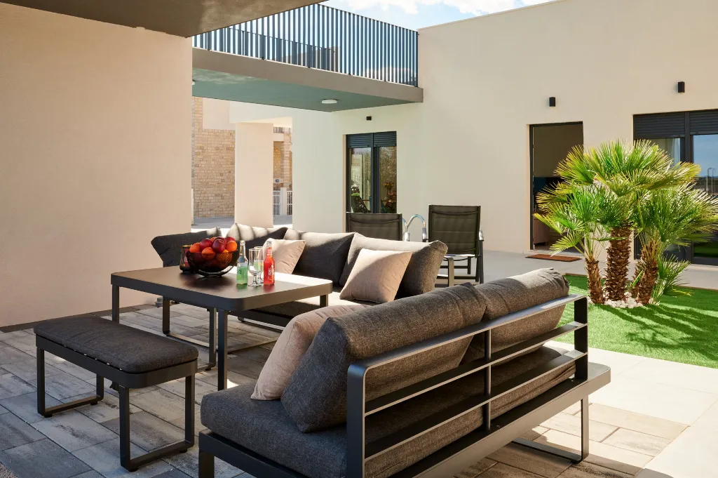 Modern 6-Bedroom Villa with Pool, Dugi Rat