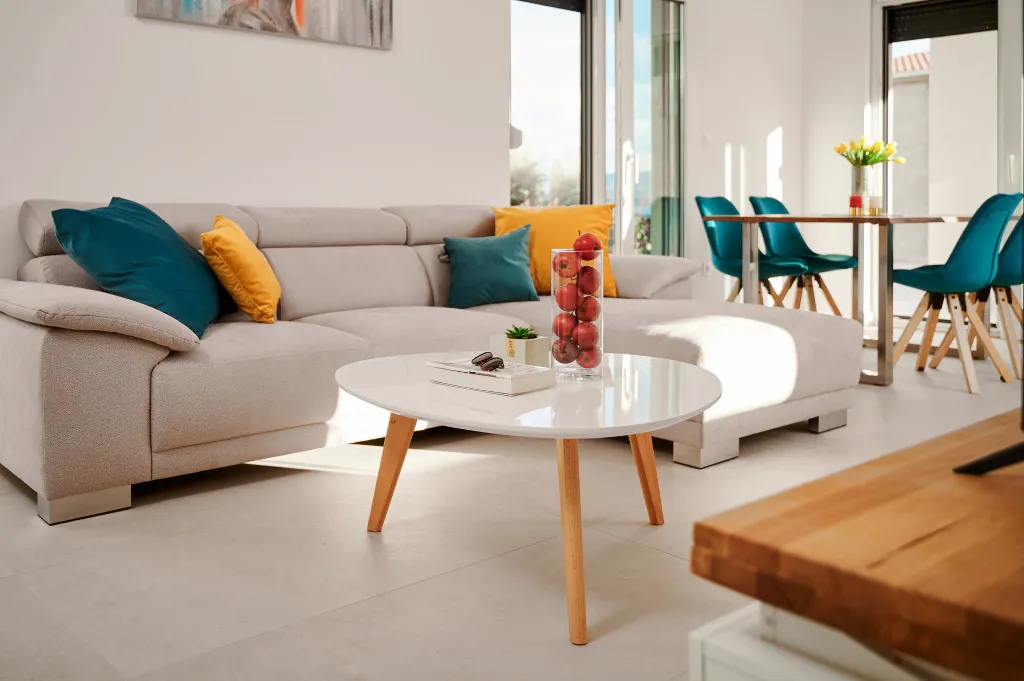Modern 6-Bedroom Villa with Pool, Dugi Rat