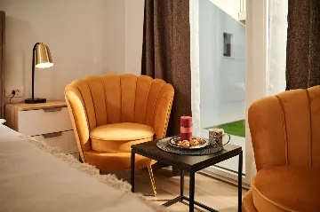 Modern 6-Bedroom Villa with Pool, Dugi Rat