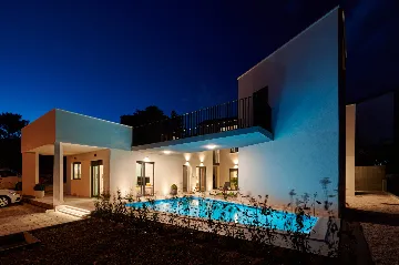 Modern 6-Bedroom Villa with Pool, Dugi Rat